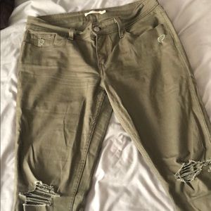 Olive green Levi skinny jeans